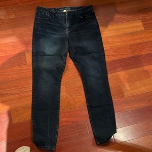 Dark wash skinny jeans